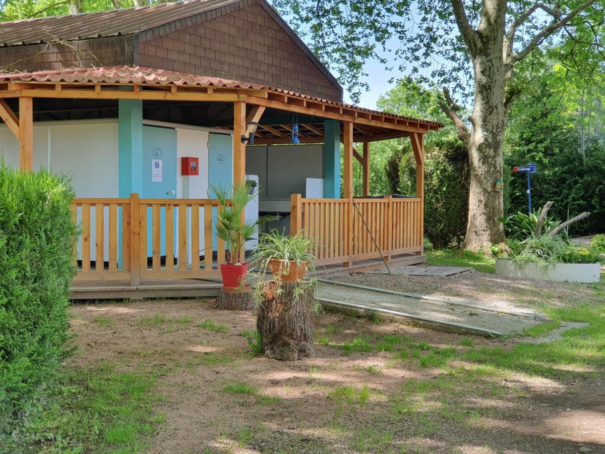 Camping Des 2 Rives- Mobilhomes Etang-sur-Arroux Zewnętrze zdjęcie
